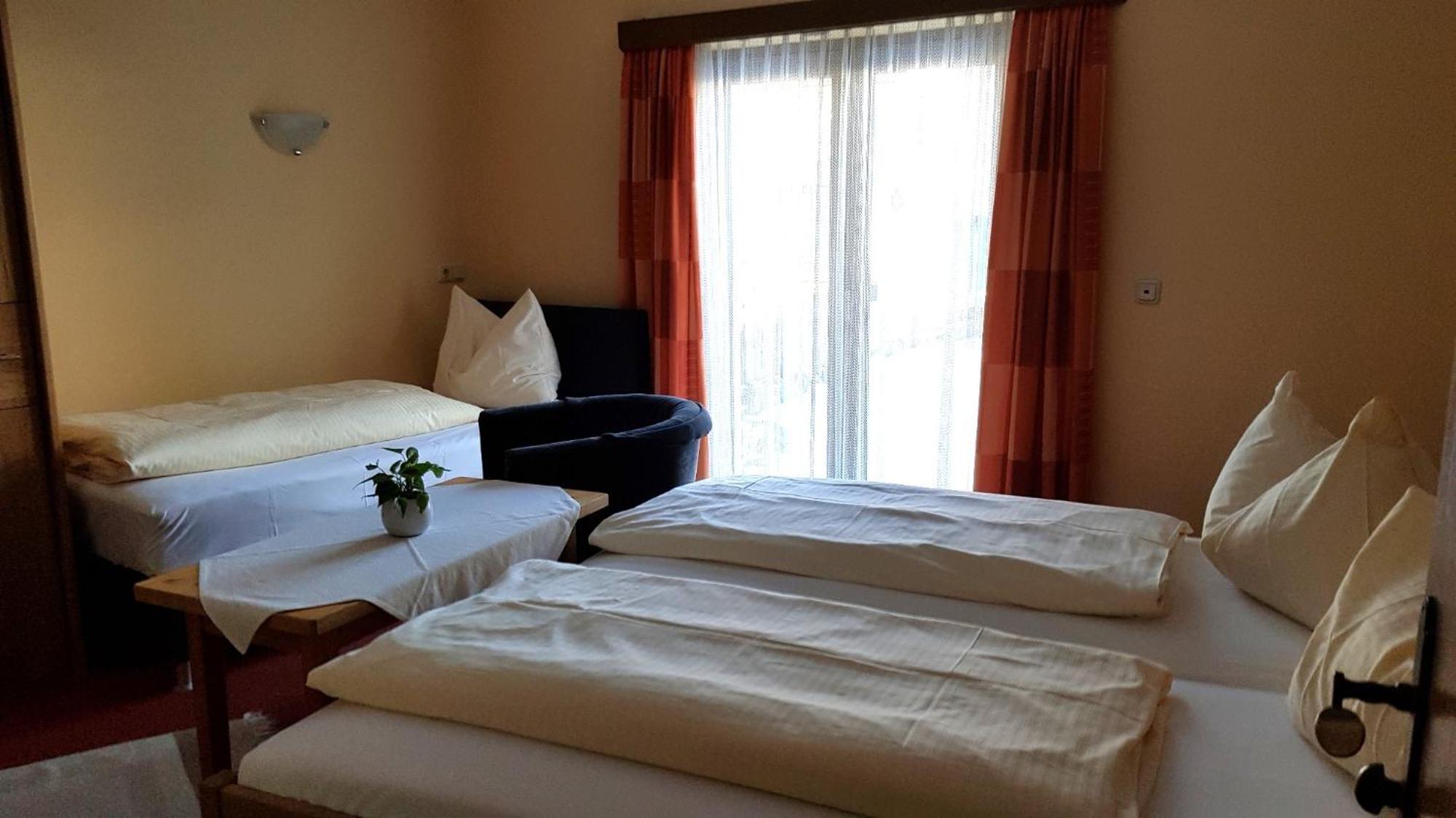 Hotel Garni Edelweiss Siegsdorf Extérieur photo